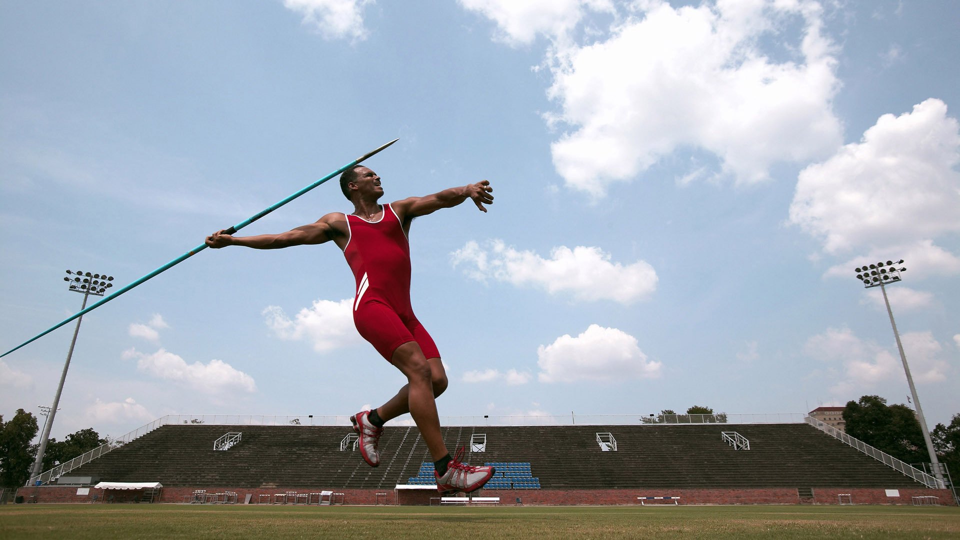 快船队迎来精英比赛格局,誓言冲刺前列,快船队出场视频